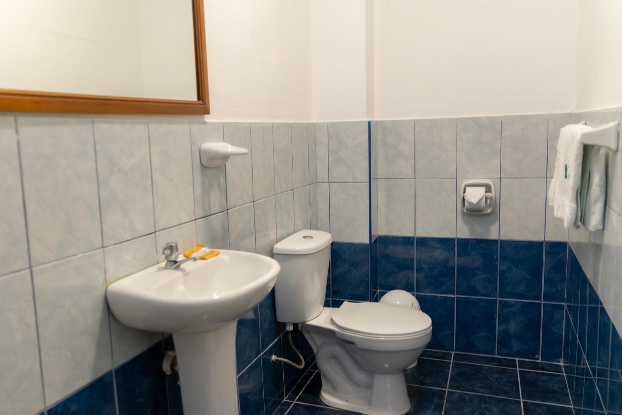 Hostal Los Frayles 帕拉卡斯 外观 照片